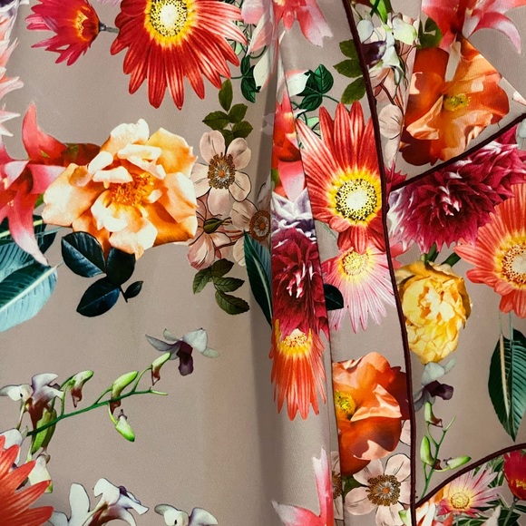 Zara Top - Picture 2 of 4